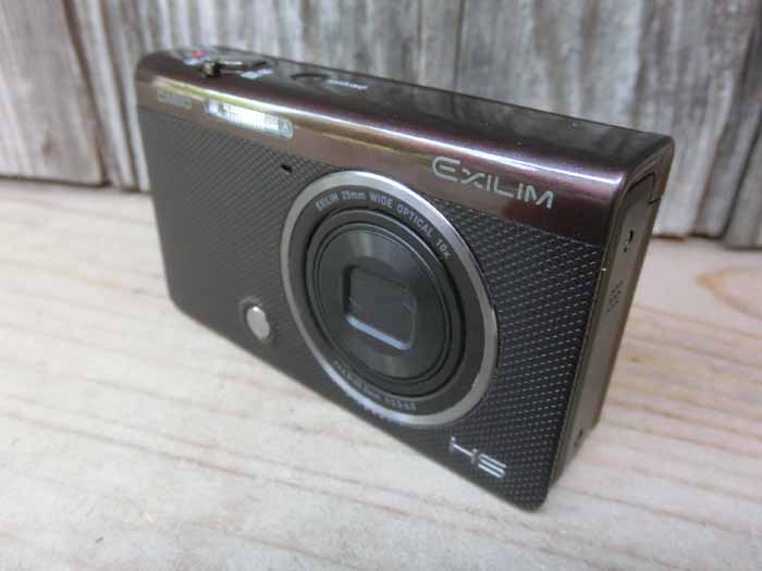 CASIO デジタルカメラ EXILIM EX-ZR1750WE ツーリストモデル 自分撮りチルト液晶 オートトランスファー機能 